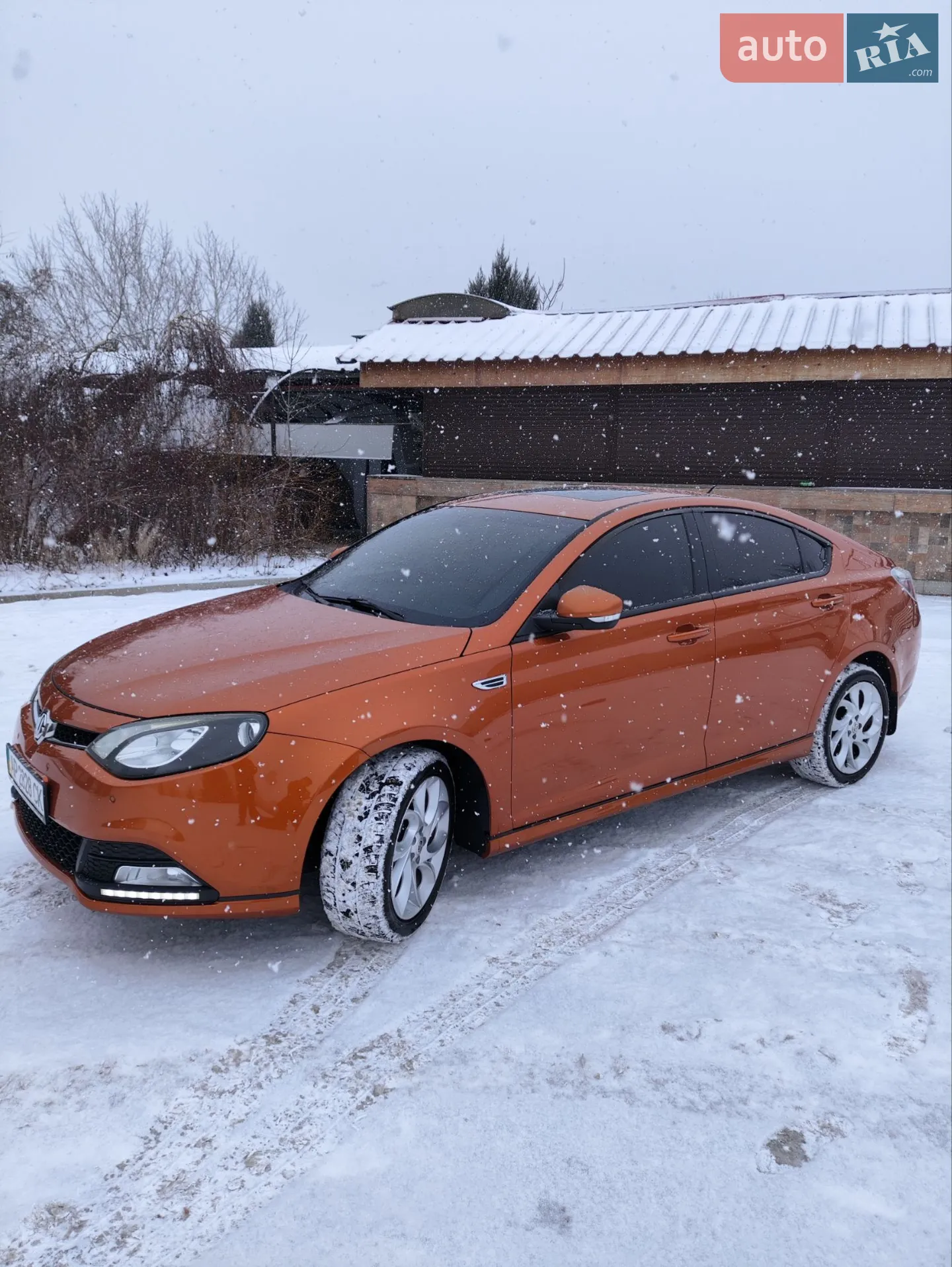 2013 MG 6 - мініатюра 3
