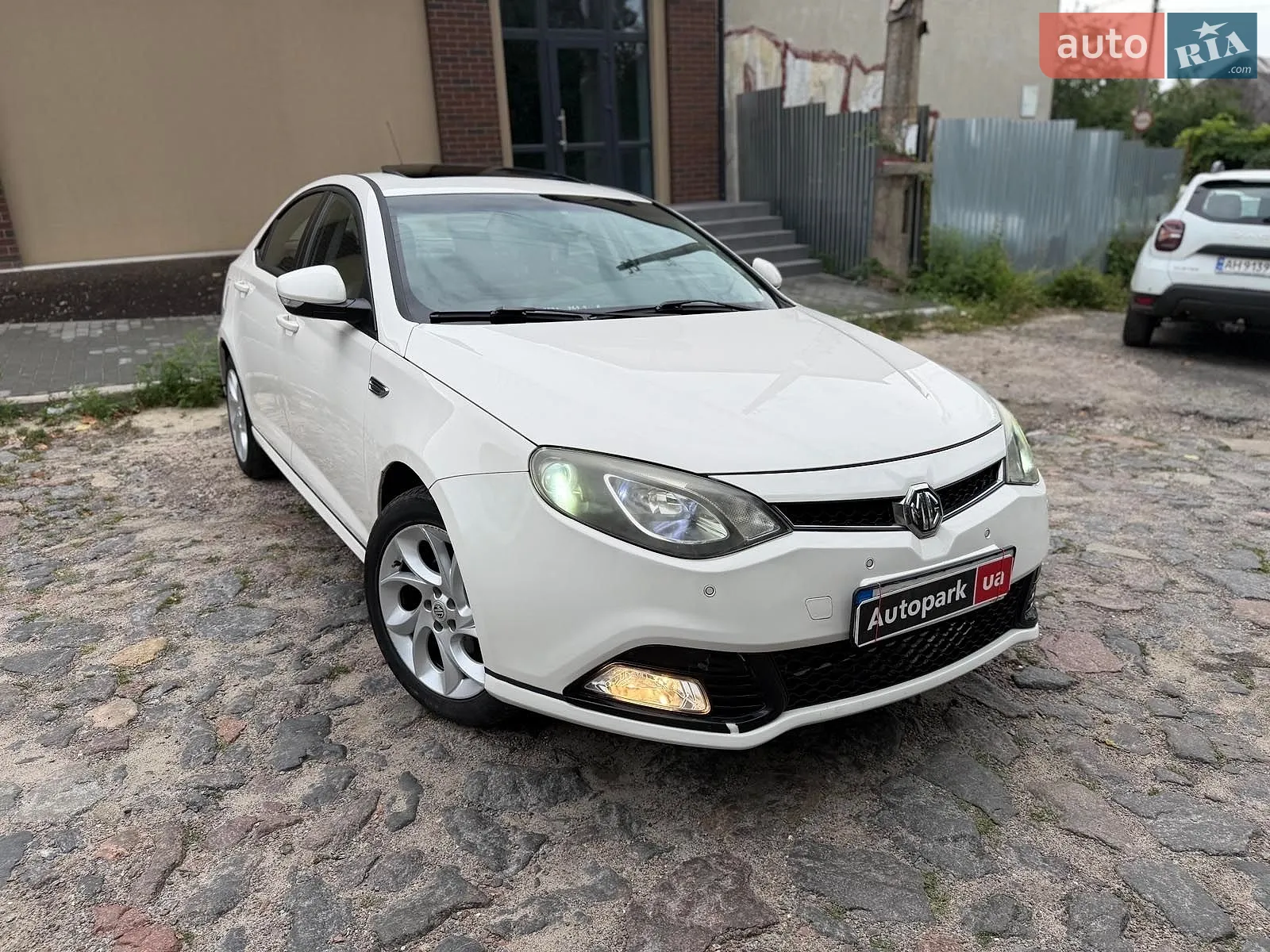 2013 MG 6 - мініатюра 4