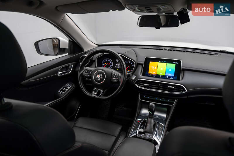 Внедорожник / Кроссовер MG HS 2022 в Киеве