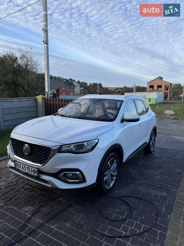 Внедорожник / Кроссовер MG HS 2022 в Хмельницком фото 10 Внедорожник / Кроссовер MG HS 2022 в Хмельницком