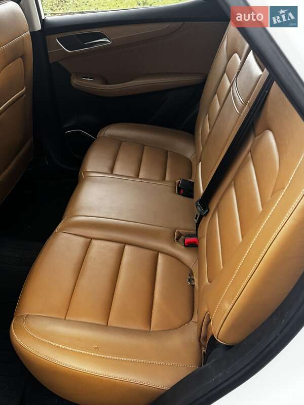 Позашляховик / Кросовер MG HS 2022 в Івано-Франківську