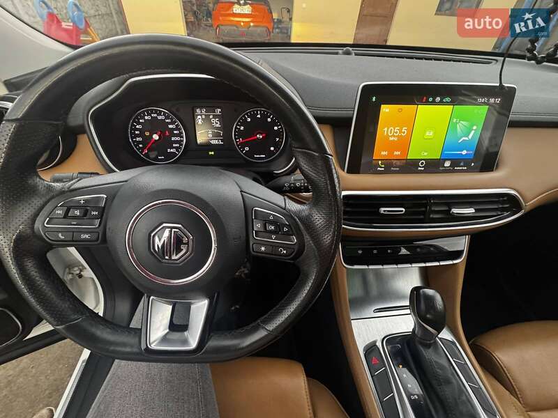 Позашляховик / Кросовер MG HS 2022 в Івано-Франківську