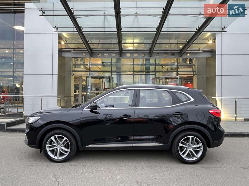 Внедорожник / Кроссовер MG HS 2021 в Киеве