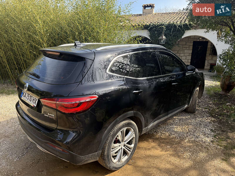 Внедорожник / Кроссовер MG HS 2021 в Киеве