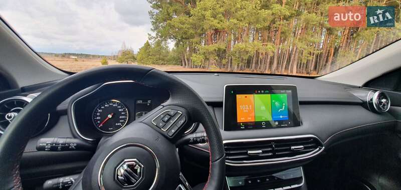 Внедорожник / Кроссовер MG HS 2021 в Киеве