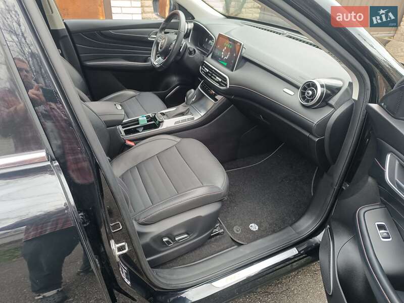 Внедорожник / Кроссовер MG HS 2022 в Киеве