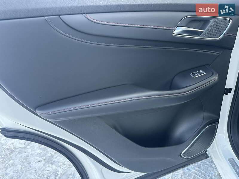 Внедорожник / Кроссовер MG HS 2022 в Львове