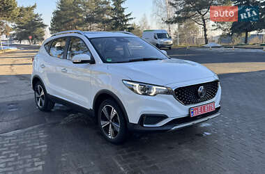 Внедорожник / Кроссовер MG ZS EV 2021 в Львове