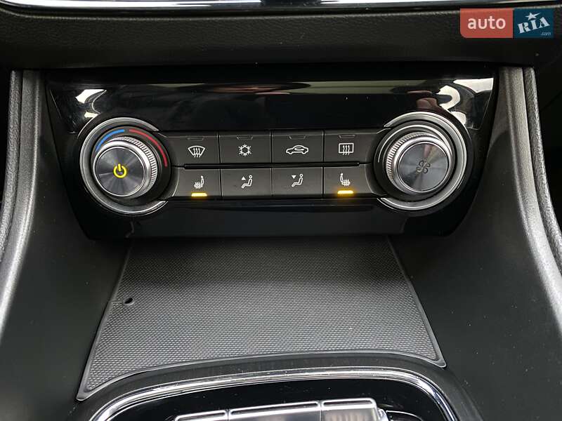 Внедорожник / Кроссовер MG ZS EV 2021 в Львове