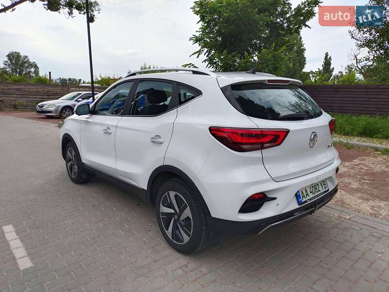 Внедорожник / Кроссовер MG ZS EV 2023 в Софиевской Борщаговке