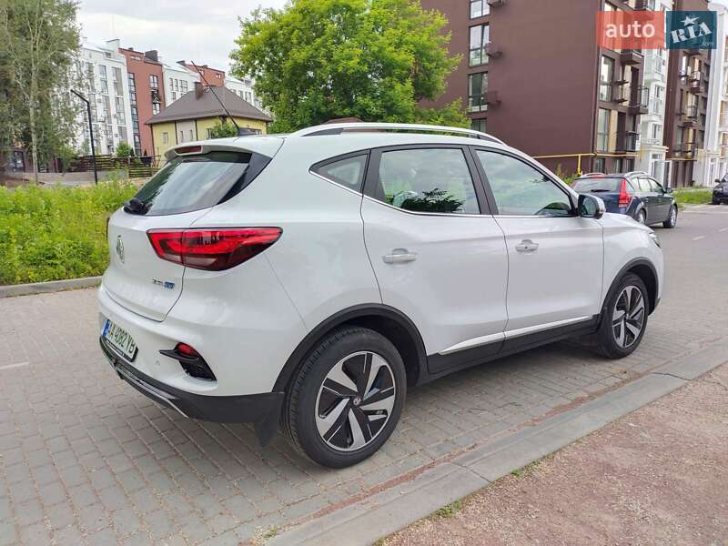 Внедорожник / Кроссовер MG ZS EV 2023 в Софиевской Борщаговке