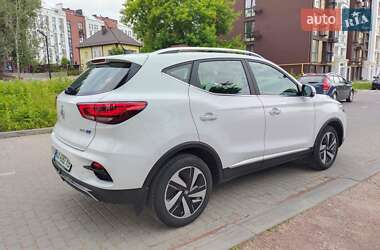 Внедорожник / Кроссовер MG ZS EV 2023 в 