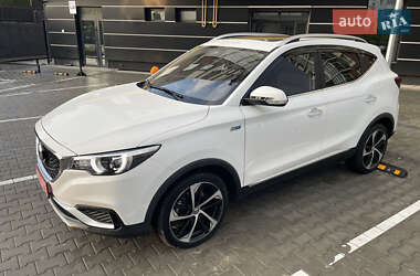 Позашляховик / Кросовер MG ZS EV 2020 в 