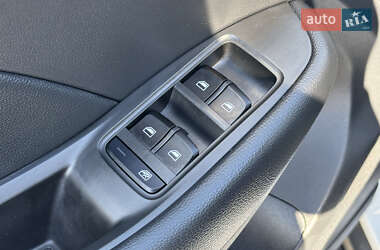 Внедорожник / Кроссовер MG ZS EV 2021 в 