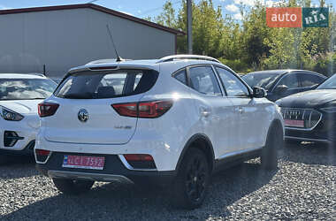 Внедорожник / Кроссовер MG ZS EV 2021 в 