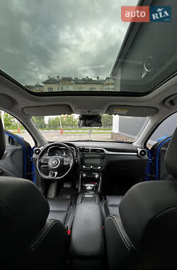 Внедорожник / Кроссовер MG ZS EV 2020 в 