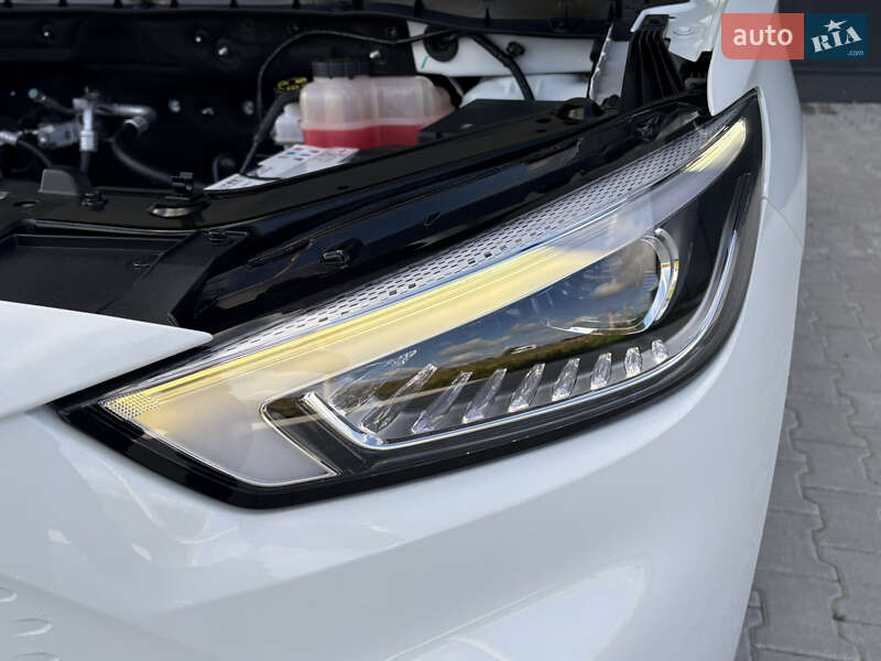 Внедорожник / Кроссовер MG ZS EV 2022 в Львове