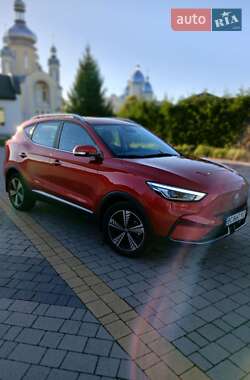 Позашляховик / Кросовер MG ZS EV 2021 в 