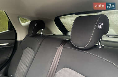 Позашляховик / Кросовер MG ZS EV 2020 в 