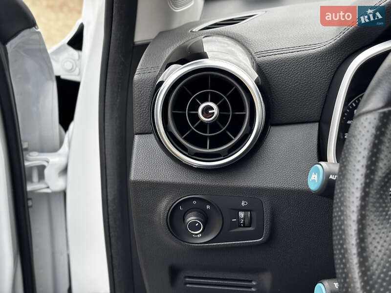 Позашляховик / Кросовер MG ZS EV 2021 в Львові фото 39 Позашляховик / Кросовер MG ZS EV 2021 в Львові