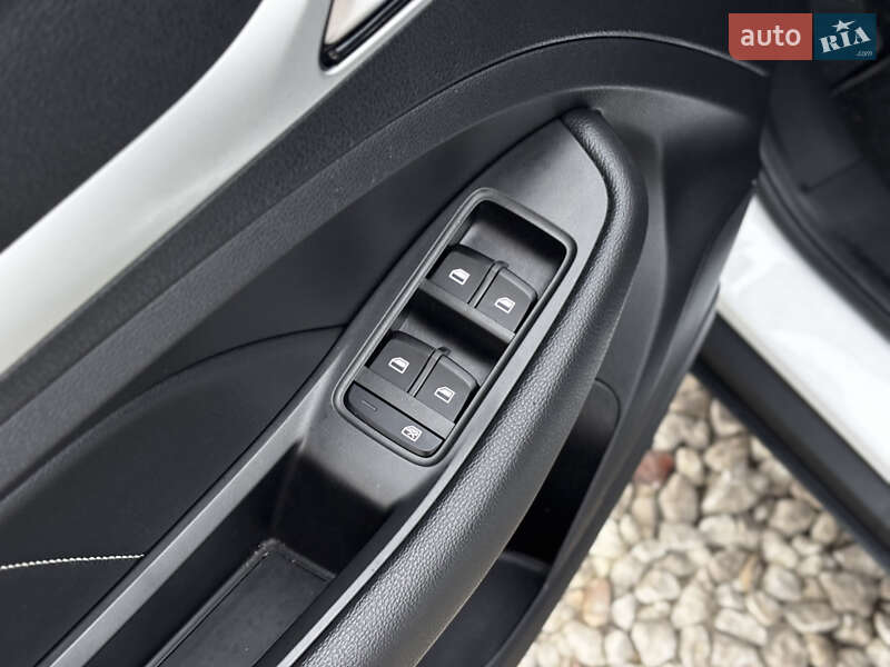 Внедорожник / Кроссовер MG ZS EV 2021 в Львове фото 26 Внедорожник / Кроссовер MG ZS EV 2021 в Львове