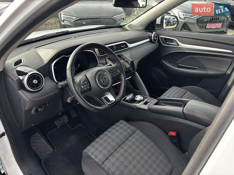 Внедорожник / Кроссовер MG ZS EV 2022 в Львове