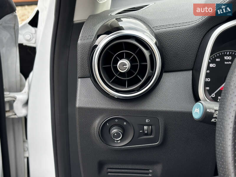 Внедорожник / Кроссовер MG ZS EV 2021 в Львове фото 25 Внедорожник / Кроссовер MG ZS EV 2021 в Львове