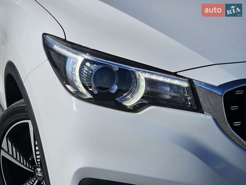 Внедорожник / Кроссовер MG ZS EV 2020 в Львове фото 5 Внедорожник / Кроссовер MG ZS EV 2020 в Львове