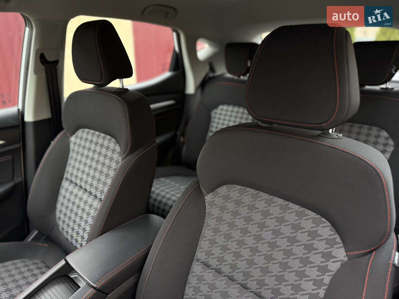 Внедорожник / Кроссовер MG ZS EV 2022 в Радивилове