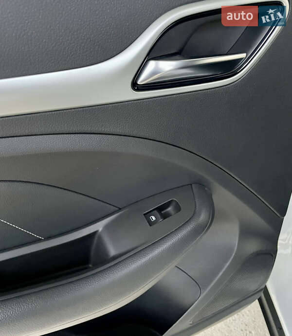 Внедорожник / Кроссовер MG ZS EV 2021 в Мукачево