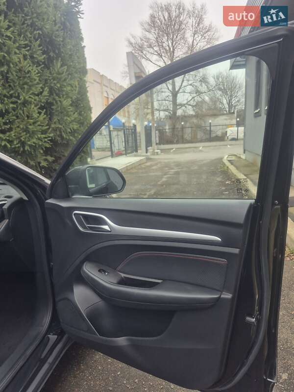 Внедорожник / Кроссовер MG ZS EV 2023 в Черкассах