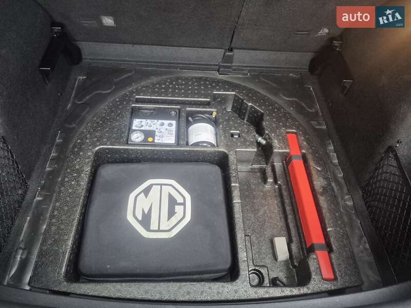 Внедорожник / Кроссовер MG ZS EV 2023 в Черкассах