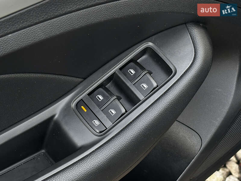 Внедорожник / Кроссовер MG ZS EV 2020 в Львове