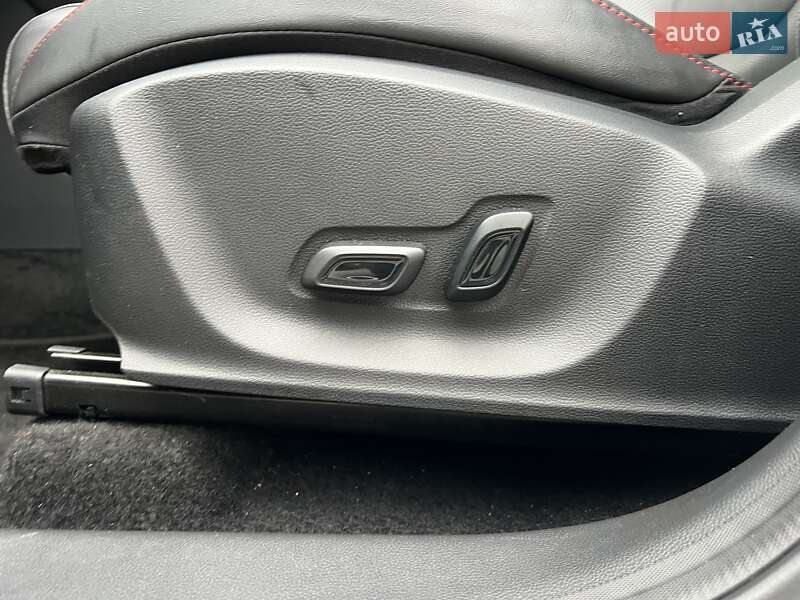 Внедорожник / Кроссовер MG ZS EV 2023 в Киеве