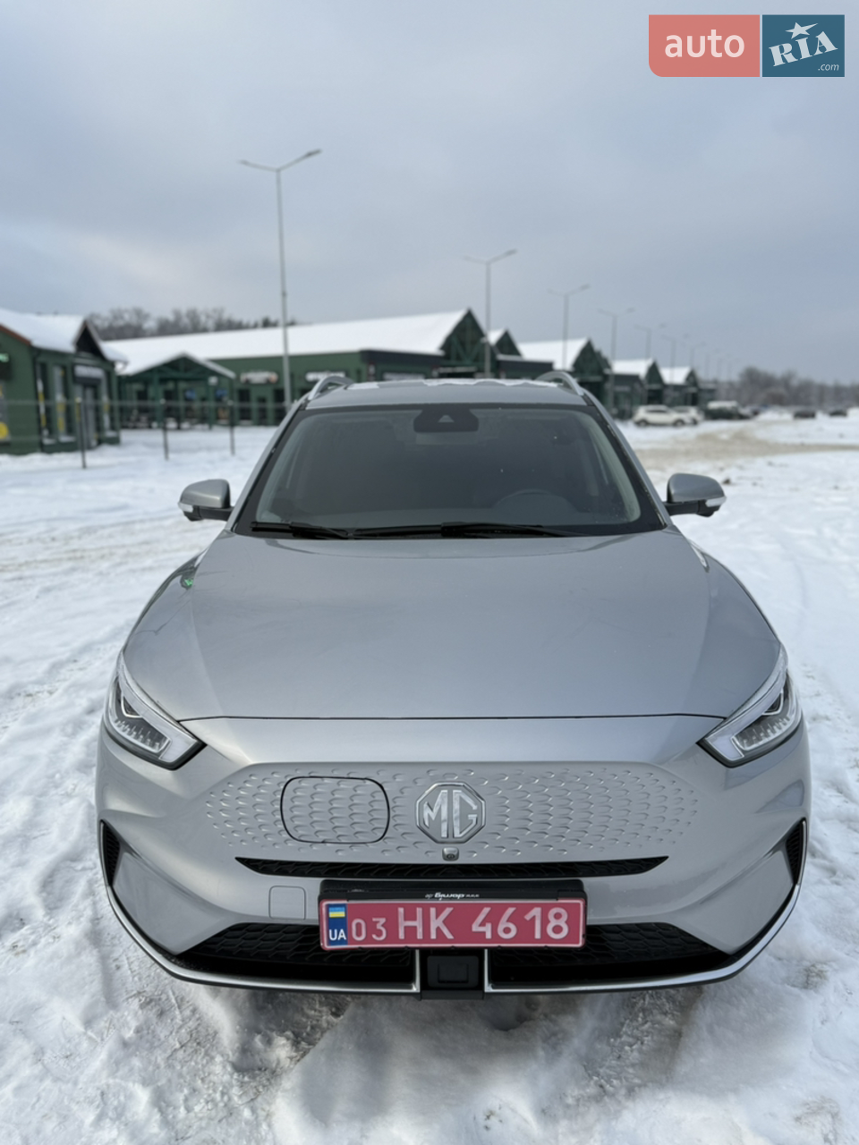 Автомобіль електро свіжопригнаний з Німеччини, розмитнений, поставлений на облік.
Комфортний, просторий електрокросовер із мʼякою підвіскою та хорошою шумоізоляцією, що ідеально підходить для міста.
Максимальна комплектація. Все працює відмінно. В чудовому стані.
Присутня функція V2L (Можна використовувати як генератор/павербанк 