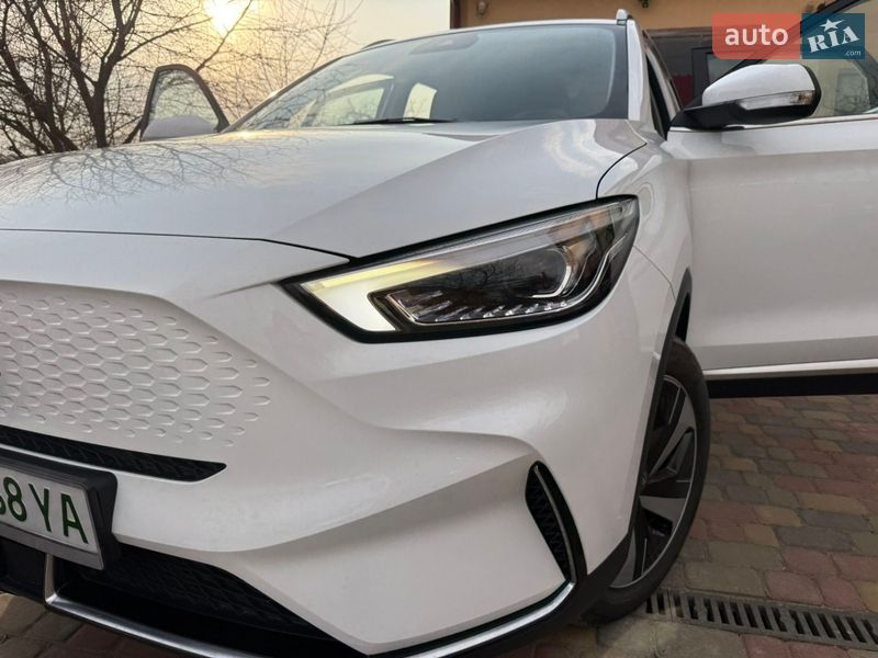 Позашляховик / Кросовер MG ZS EV 2022 в Бережанах