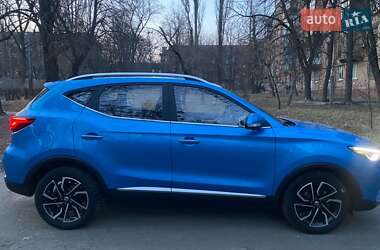 Внедорожник / Кроссовер MG ZS 2023 в 