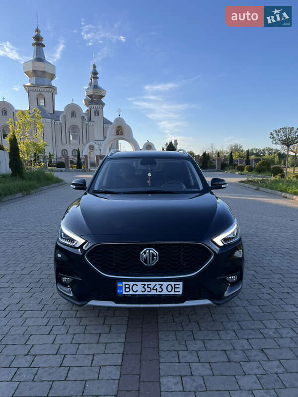 MG ZS 2021