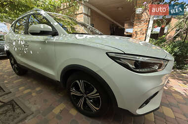 Внедорожник / Кроссовер MG ZS 2021 в 