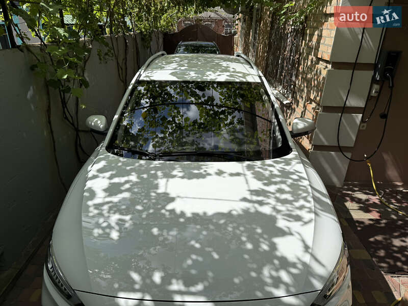 Внедорожник / Кроссовер MG ZS 2021 в Киеве