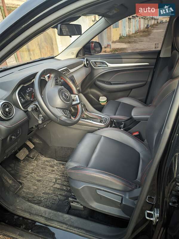 Внедорожник / Кроссовер MG ZS 2021 в Вольногорске