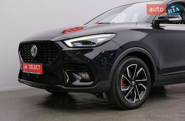 Позашляховик / Кросовер MG ZS 2022 в 