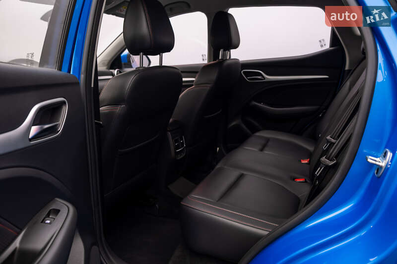 Внедорожник / Кроссовер MG ZS 2021 в Киеве