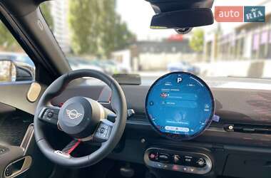 Внедорожник / Кроссовер MINI Aceman 2025 в Киеве