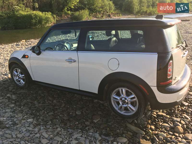 MINI Clubman 2013