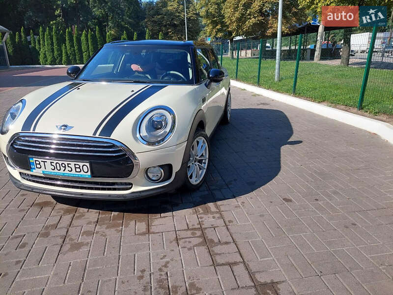 Універсал MINI Clubman 2016 в Києві фото 13 Універсал MINI Clubman 2016 в Києві