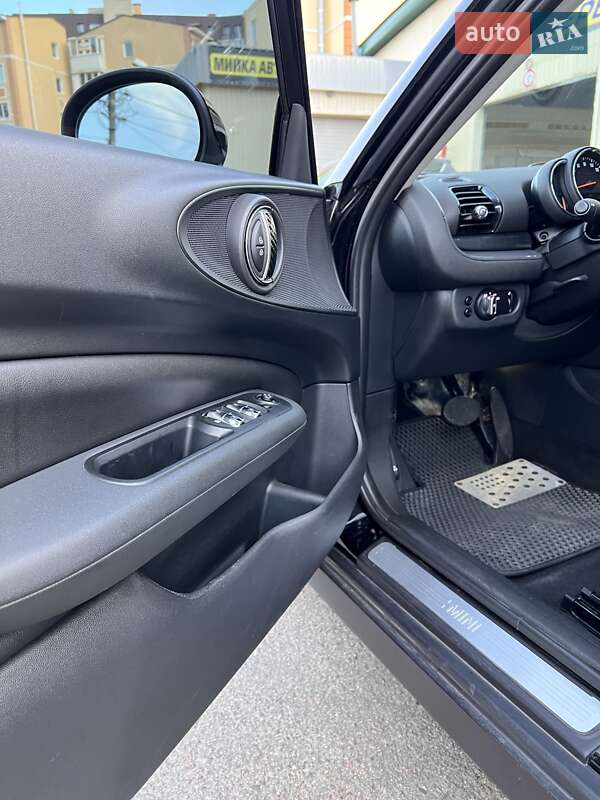 Универсал MINI Clubman 2017 в Одессе фото 7 Универсал MINI Clubman 2017 в Одессе