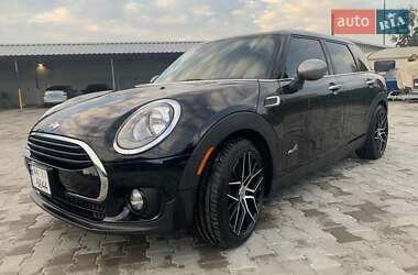 Универсал MINI Clubman 2017 в Староконстантинове