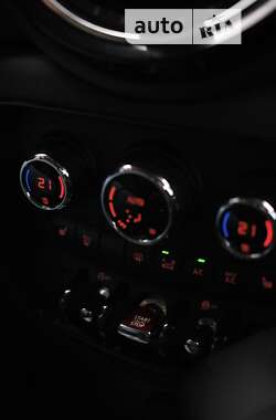 Универсал MINI Clubman 2016 в 