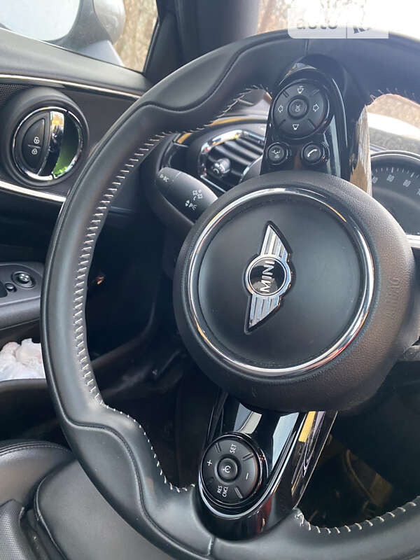 Універсал MINI Clubman 2016 в Чернівцях